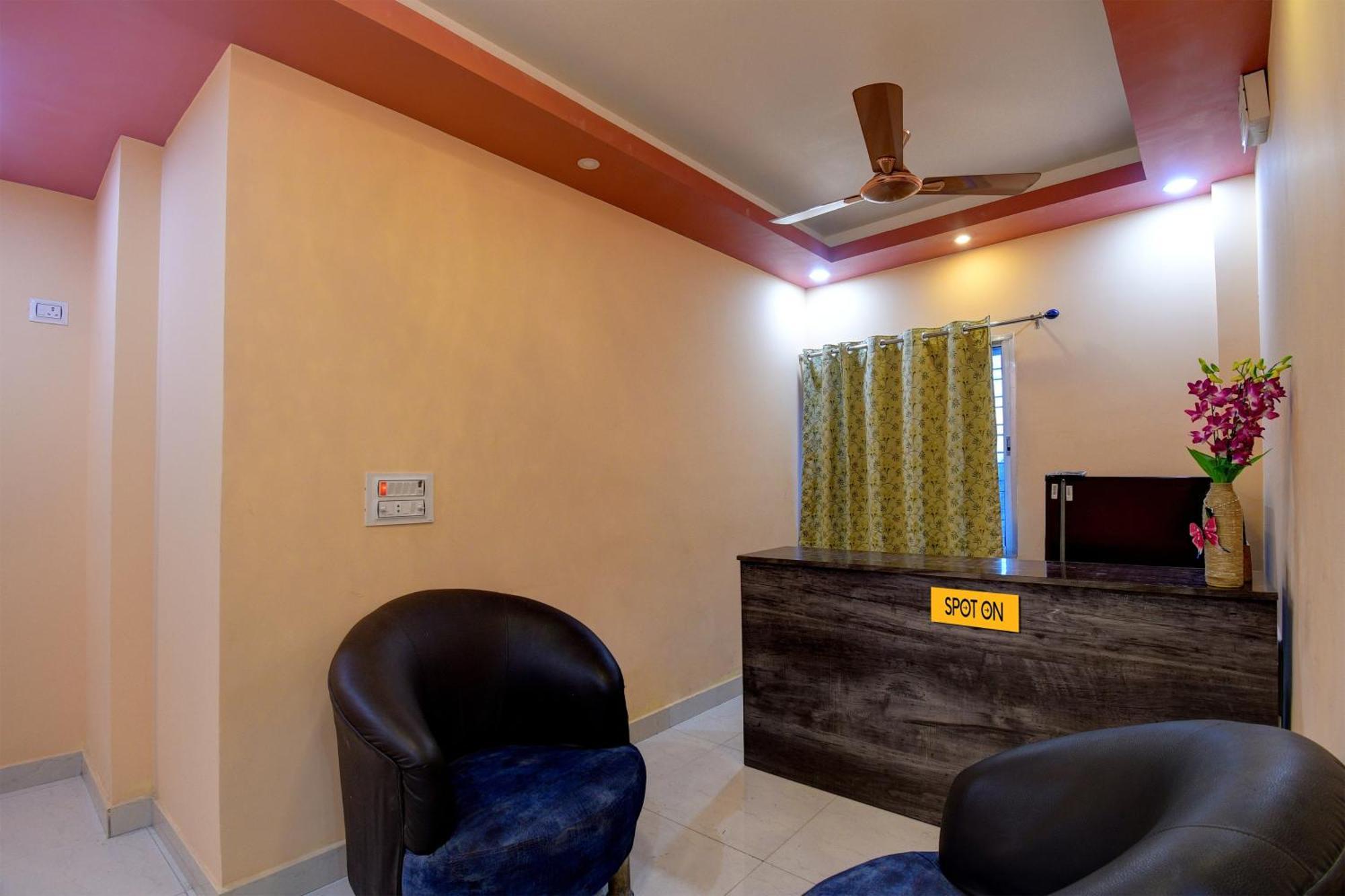 Collection O Biswas Global Group Hotel Колката Екстериор снимка